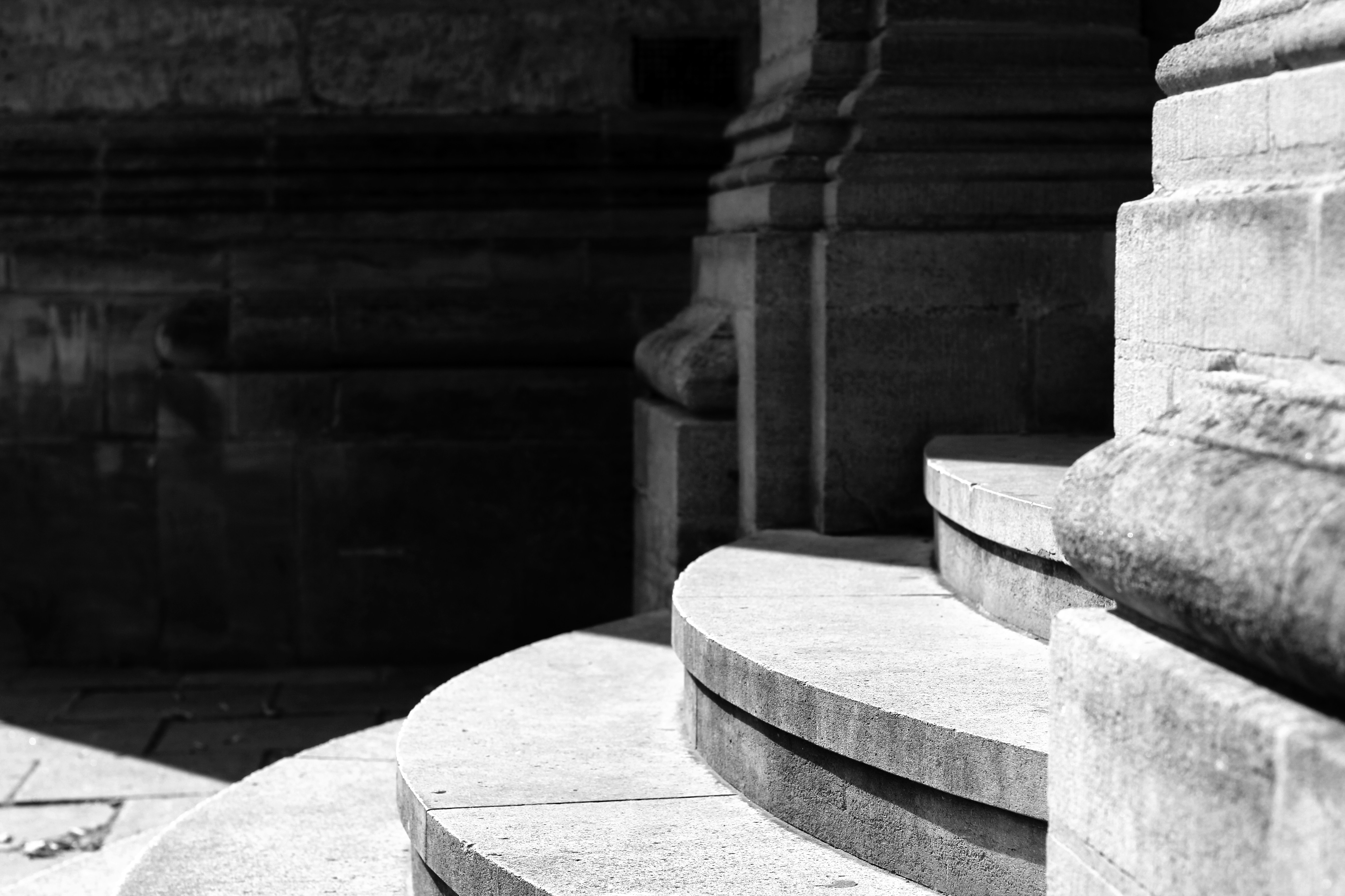 Split Face & Tumbled Thin Bed Indiana Limestone veneer — Tulip Precast